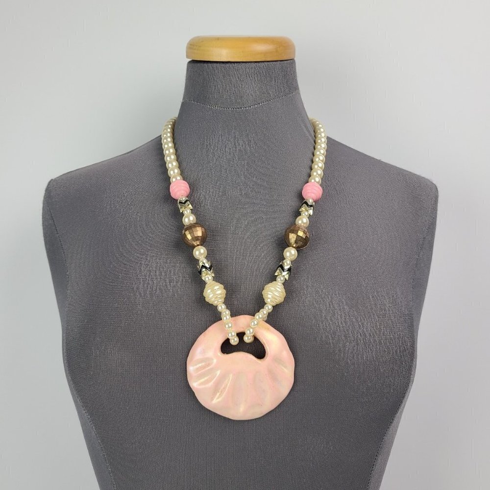 𝅺Vintage Pink Pearl Beaded Pendant Necklace